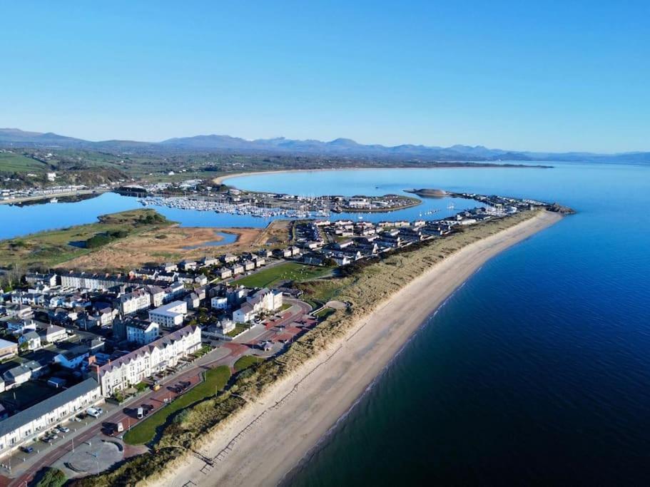 Beach Front Apartment Пулхели Экстерьер фото